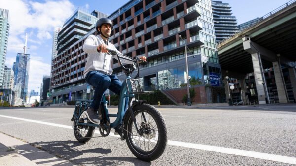 Vélo électrique iZip Juice XL Pro, 20 po, bleu – Image 11