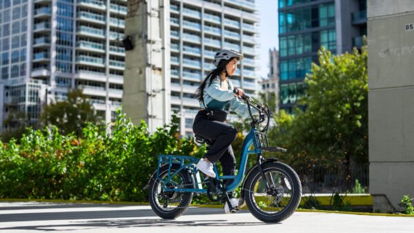 Vélo électrique iZip Juice XL Pro, 20 po, bleu – Image 13